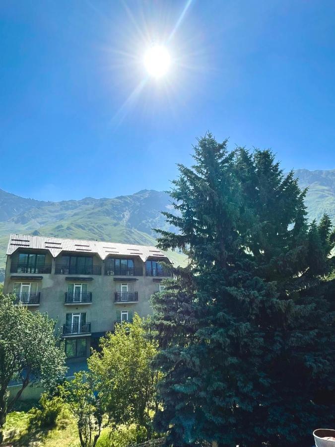 Hotel Planet Kazbegi Exteriér fotografie