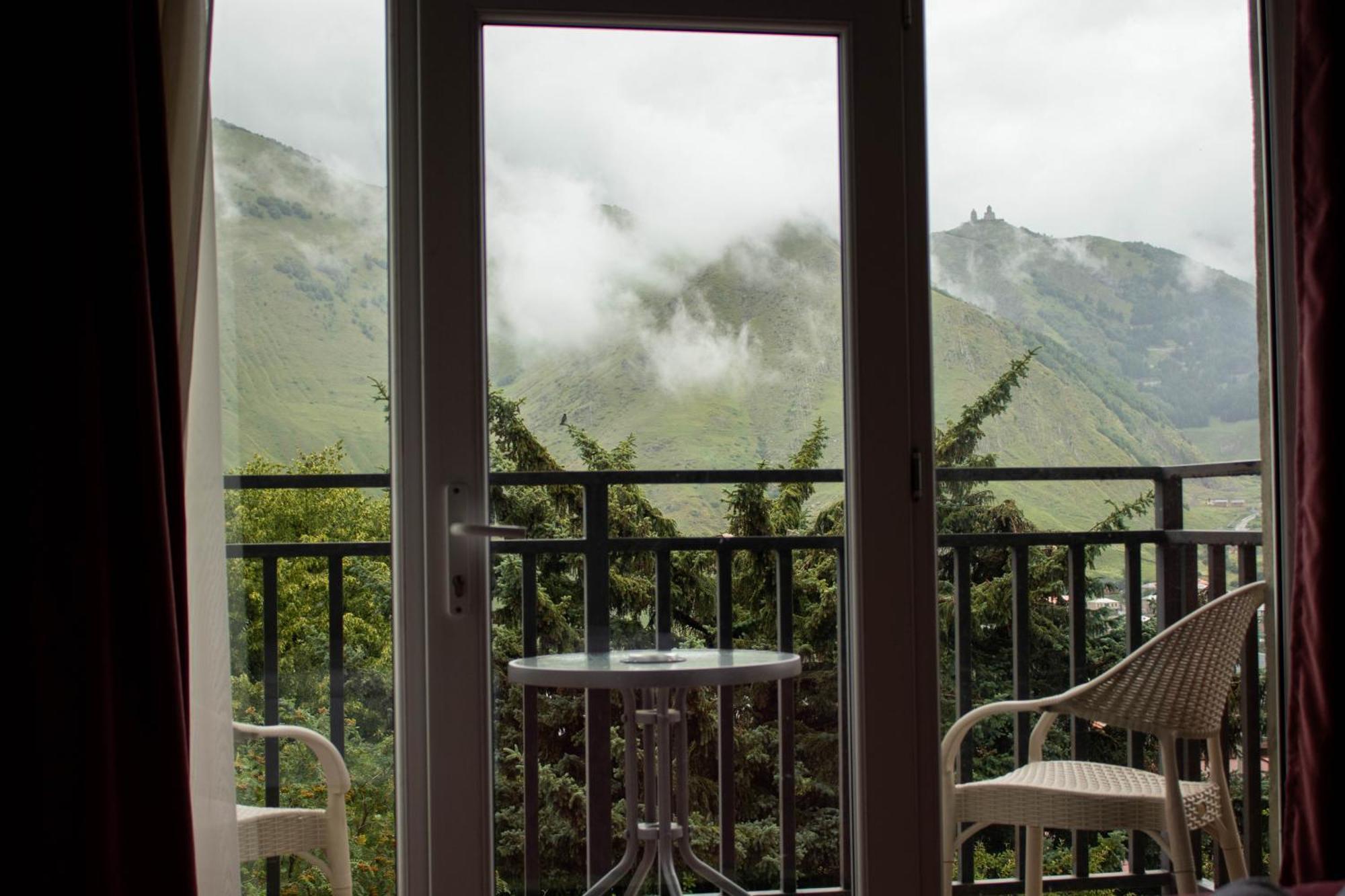 Hotel Planet Kazbegi Exteriér fotografie