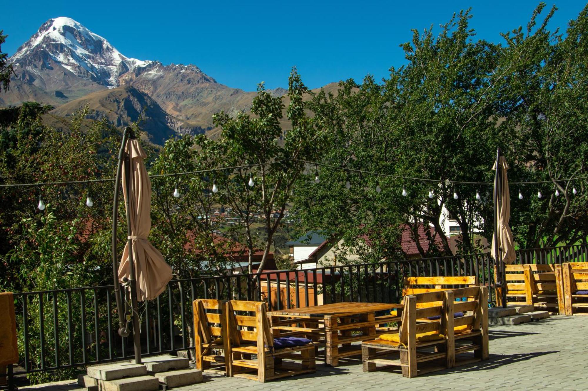 Hotel Planet Kazbegi Exteriér fotografie