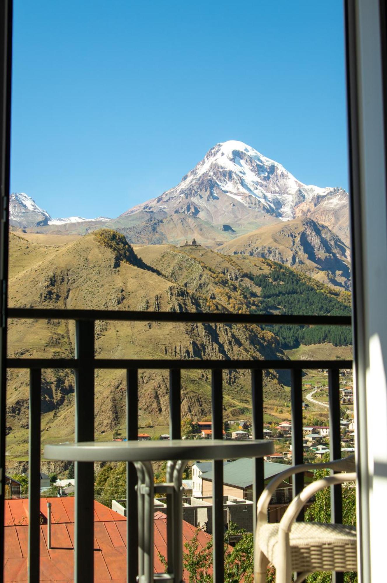 Hotel Planet Kazbegi Exteriér fotografie